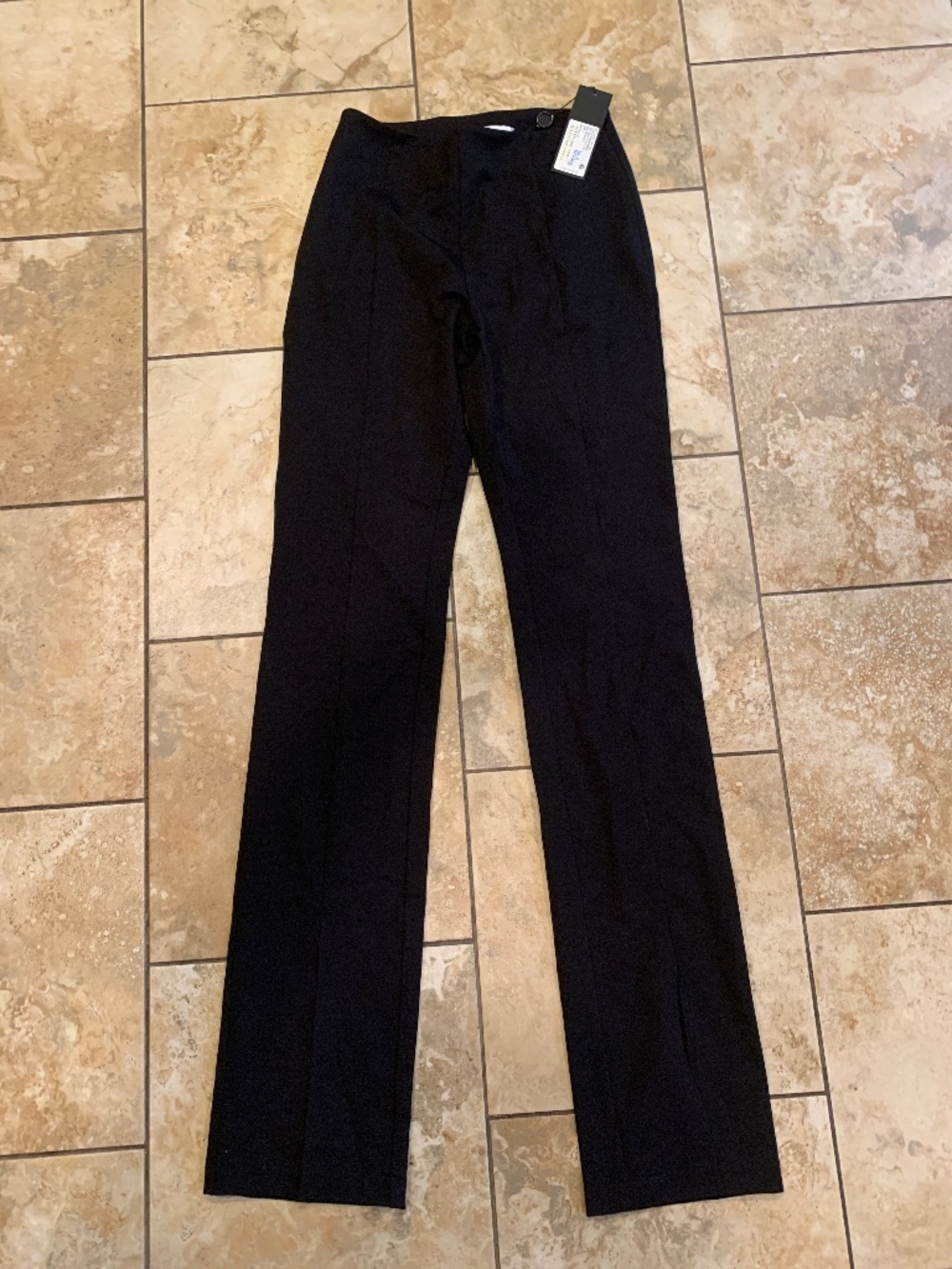 NWT Gianni Bini shady split leg black pant, size 0
